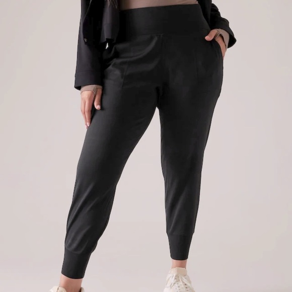 Athleta Pants - NWT Athleta Venice Jogger